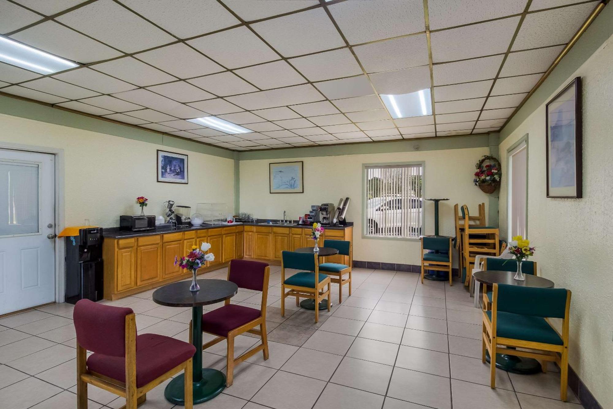 Rodeway Inn Conference Center Beaumont Luaran gambar
